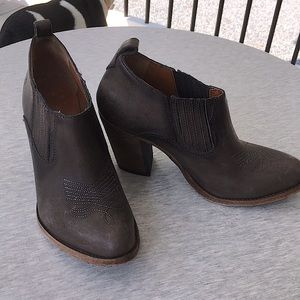 Frye Bootie Shootie Ilana